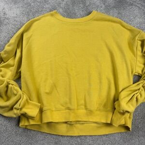 Gilded Intent Buckle Women's Small Mustard Crewneck Sweatshirt Long Sleeve